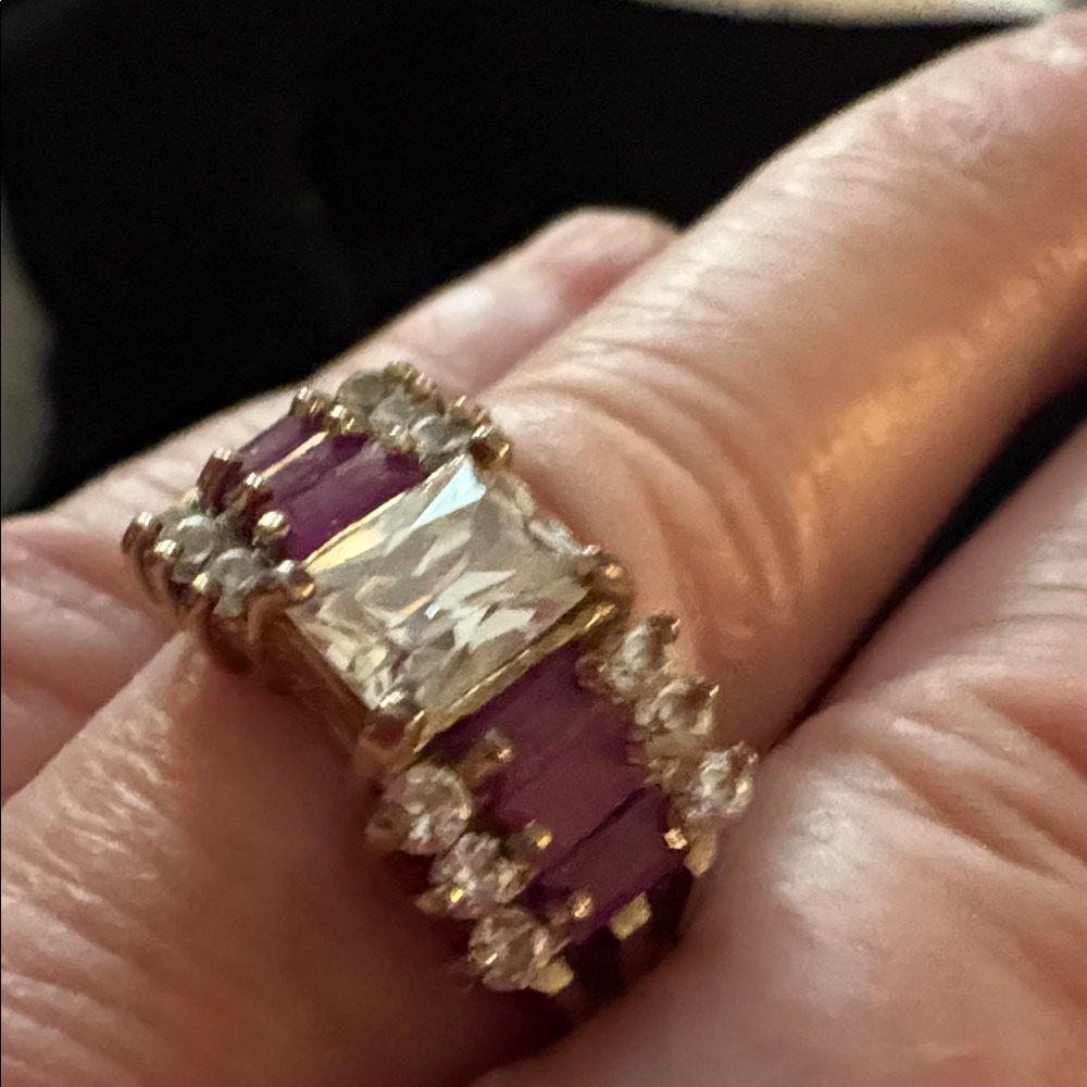 Vintage sterling silver ruby color ring